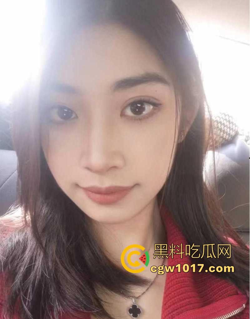 深圳高颜值护士竟是饥渴母狗？撅臀跪舔求操，喜欢密穴塞满精液的感觉，难怪三不娶中有护士呢，原来这么反差！  第2张