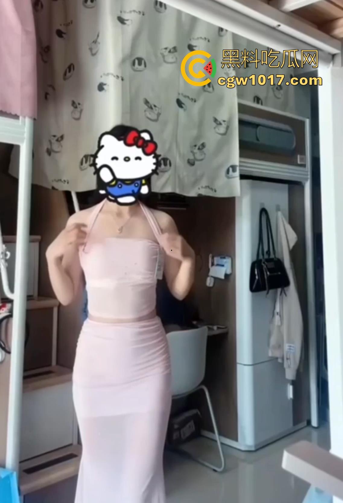 广东海洋大学极品24级系花【李晓芸】不雅视频遭前男友曝光，极品模特身材，各种蹶臀挨操，扶墙猛插淫荡的一批！  第2张