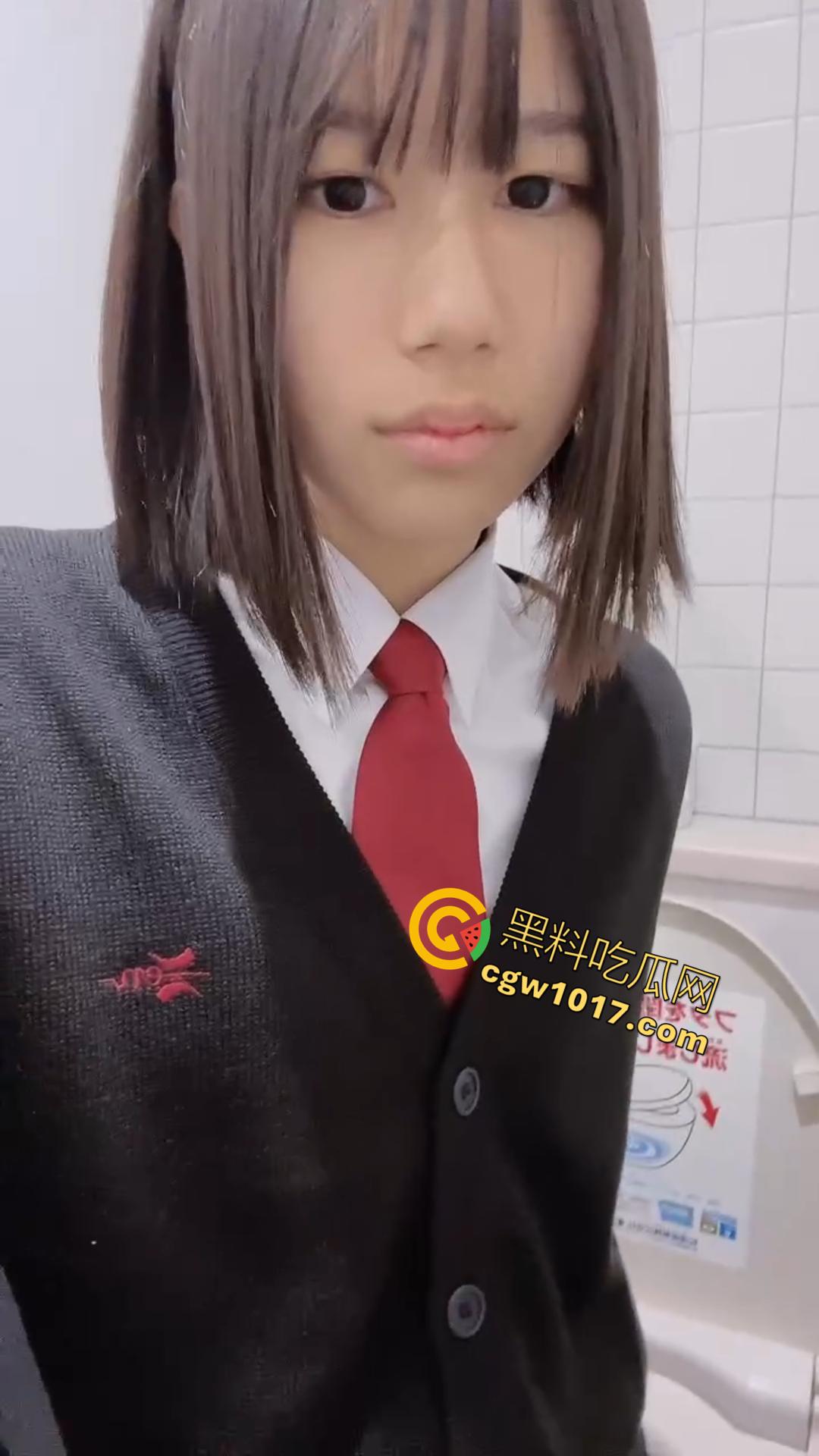 沈阳职高【刘思涵】在宿舍跟金主爸爸网调！抠逼揉奶掰穴特写，不再是别人的白月光 她已经变成了金主专属母狗！  第1张