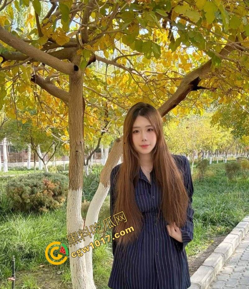 河南极品美女【张珊】不雅视频泄露：巨乳美女狂射喷潮，骑脸后入火爆爆操，劲爆视频撩人心魂！  第3张