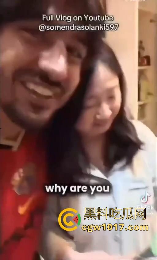 黑人时代已经过去，现在印度人才是顶流！中国妻子贴心呵护印度老公，连爸妈也带回到中国，巴西牛排变异啦！  第6张