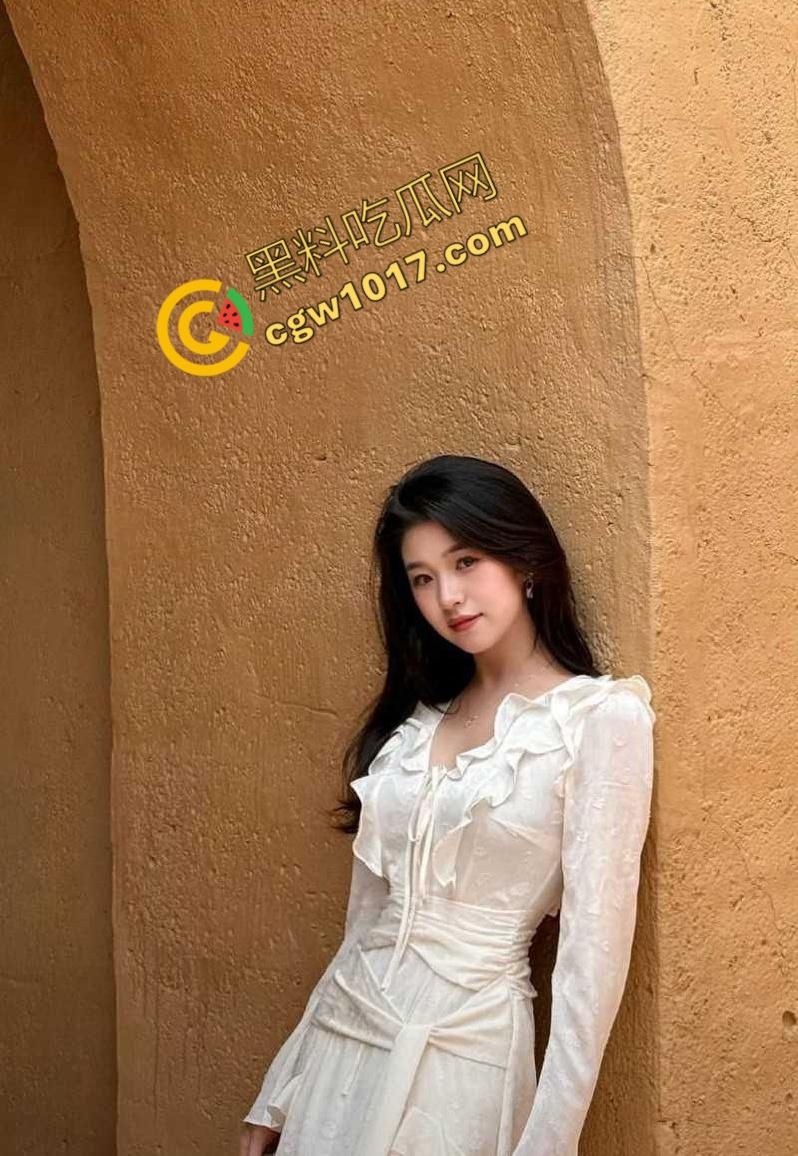 校园女神【王雪柠】翻车！清纯校花淫乱献身网剧圈，成为人尽皆知的饥渴淫娃，火辣娇躯震撼全校  第3张