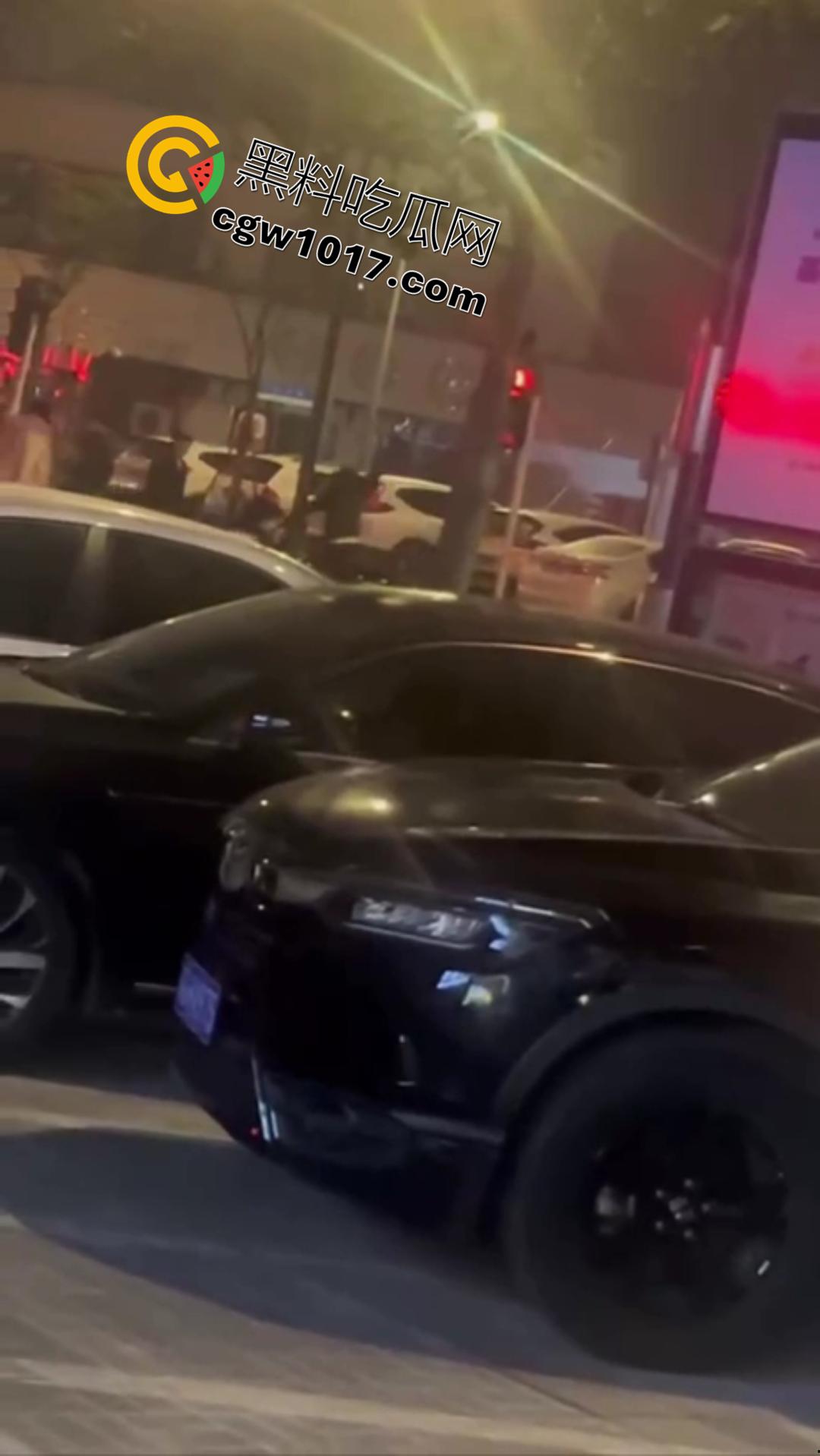 江苏连云港新浦中学街头惨案  17岁少女带着社会青年砍死父母！居然只是因为女孩要钱父母未给！ 第6张