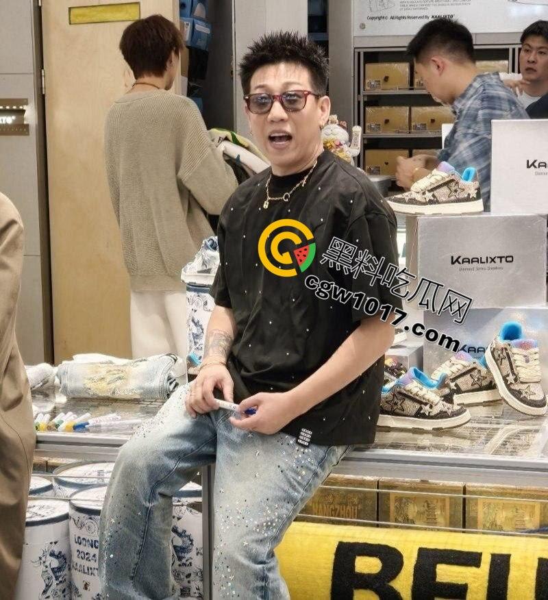 抖音百万级网红 老白不喝酒 被曝拒付3000陪滑费 女主发文控诉 身份却被实锤为外围女 完整版！  第8张