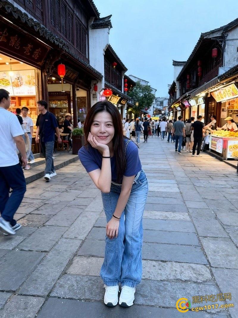 银行柜员【胡洁】，与领导酒店偷情被老公抓包，主动掰开小穴任由玩弄，不想戴套被强塞口中，淫荡娇喘反差十足！  第3张