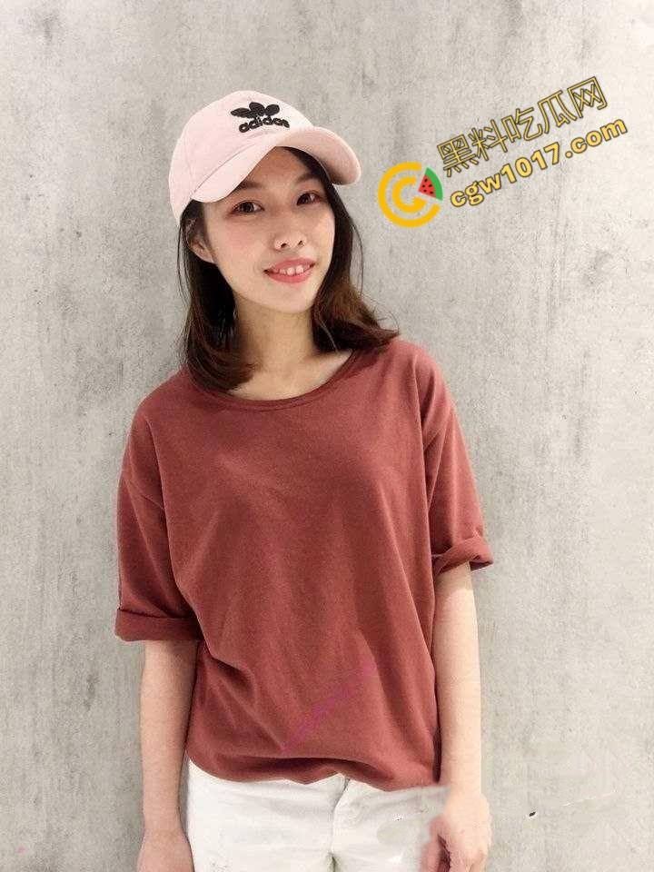 台湾性感人妻【萧萱萱】狂野出轨小鲜肉，酒店激情视频惊世！真实生活照曝光，淫荡生活全曝光，尽享旺盛欲望！  第1张