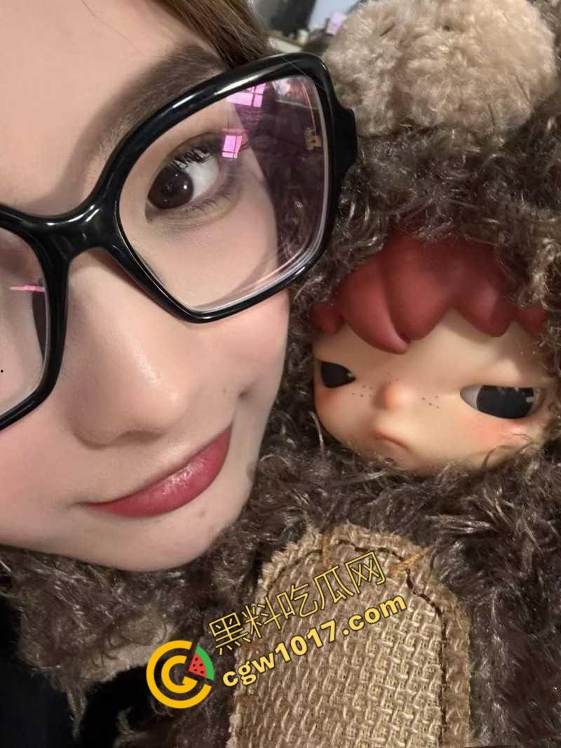 陕西西安大学极品校花【吴墨晗】：高冷御姐私下拜金狂热，情趣装备齐全，价格低廉成包养圈真正的泄欲女王！  第1张