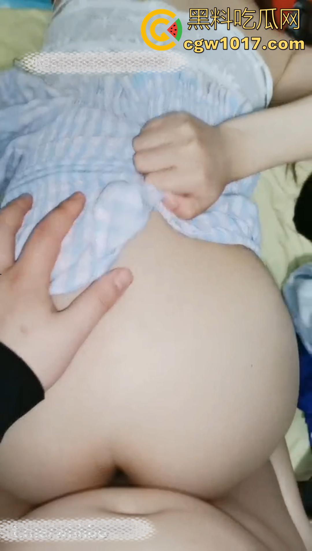 黄色主播花天价真实破处！高中巨乳妹子被开苞，插进去血流整个鸡巴上都是 妹子嗷嗷喊疼！  第8张