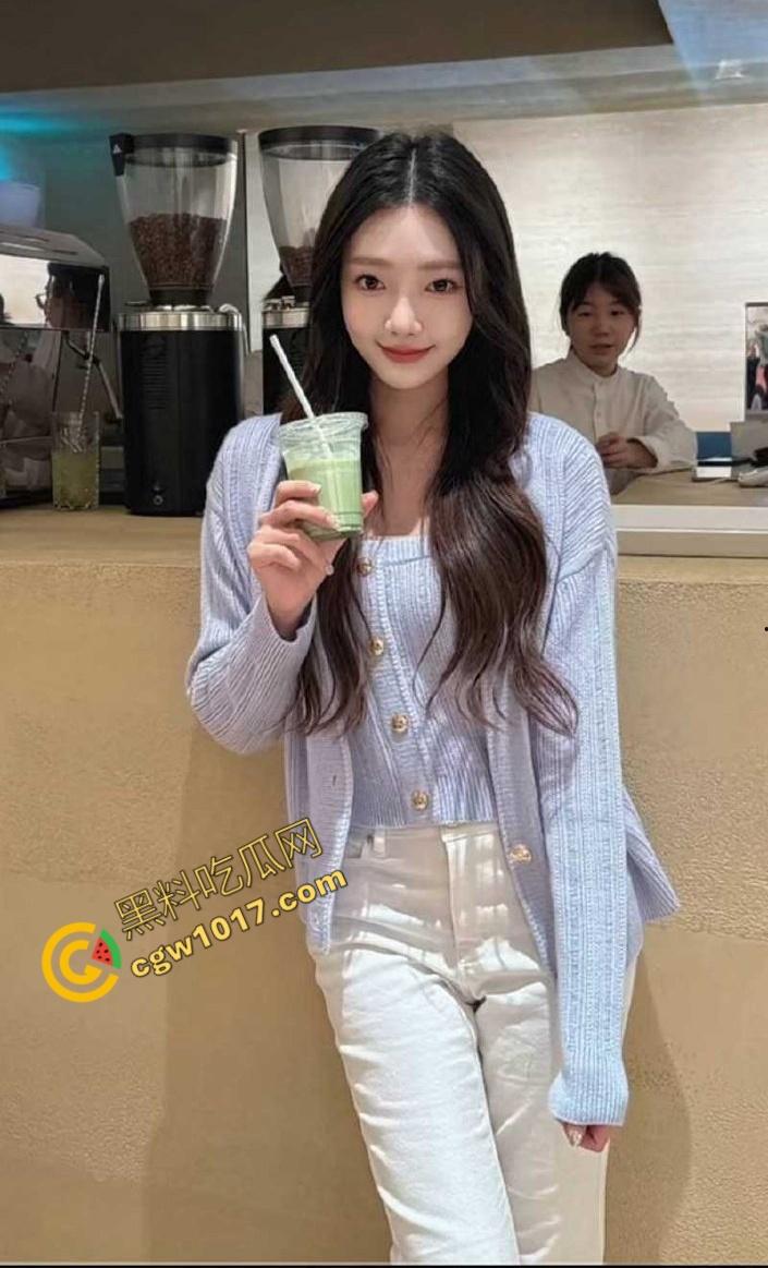 快手千万粉网红【老狗】惊爆丑闻：婚内出轨乱搞、KTV淫乱黑料满天飞！与爱徒【孙佳昕】狂欢，前妻直播爆猛料，裸露内幕掀波澜！  第8张