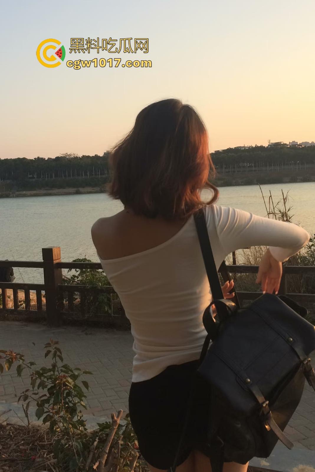 北京舞蹈学院【戴文英】交际舞女神3P！比赛认识的男人轮流上阵一个拍一个操B，学交际舞的成功转型顶级交际花！  第1张