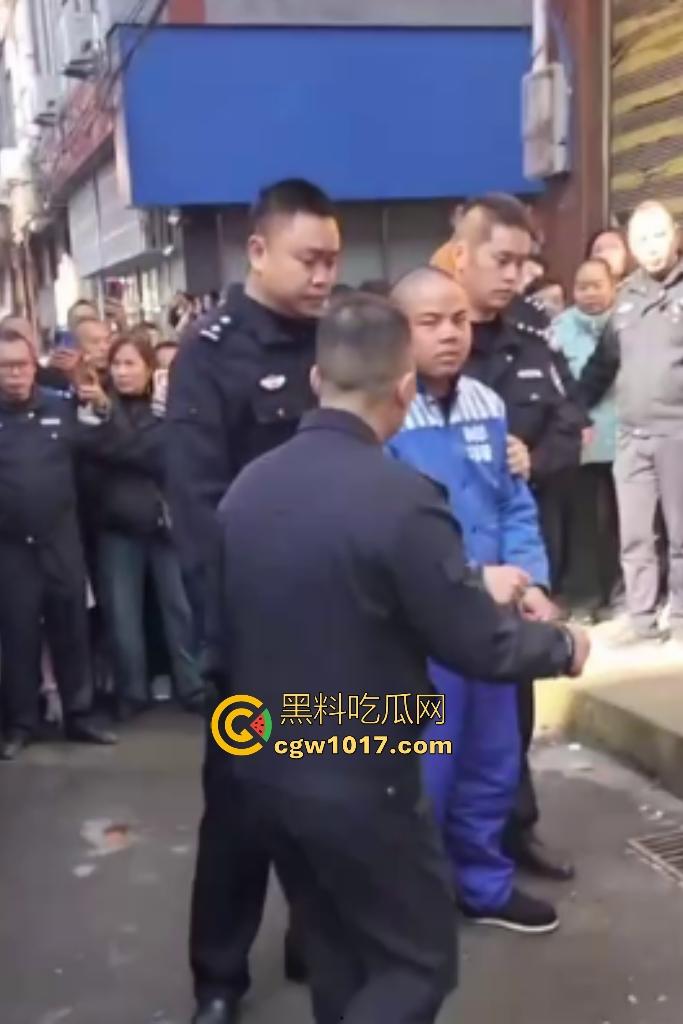 11月25日贵州习水温水偷盗140万现金的落网嫌犯指认现场，现金全数追回警方通报成功破案，不知能否还给需要的人？  第7张