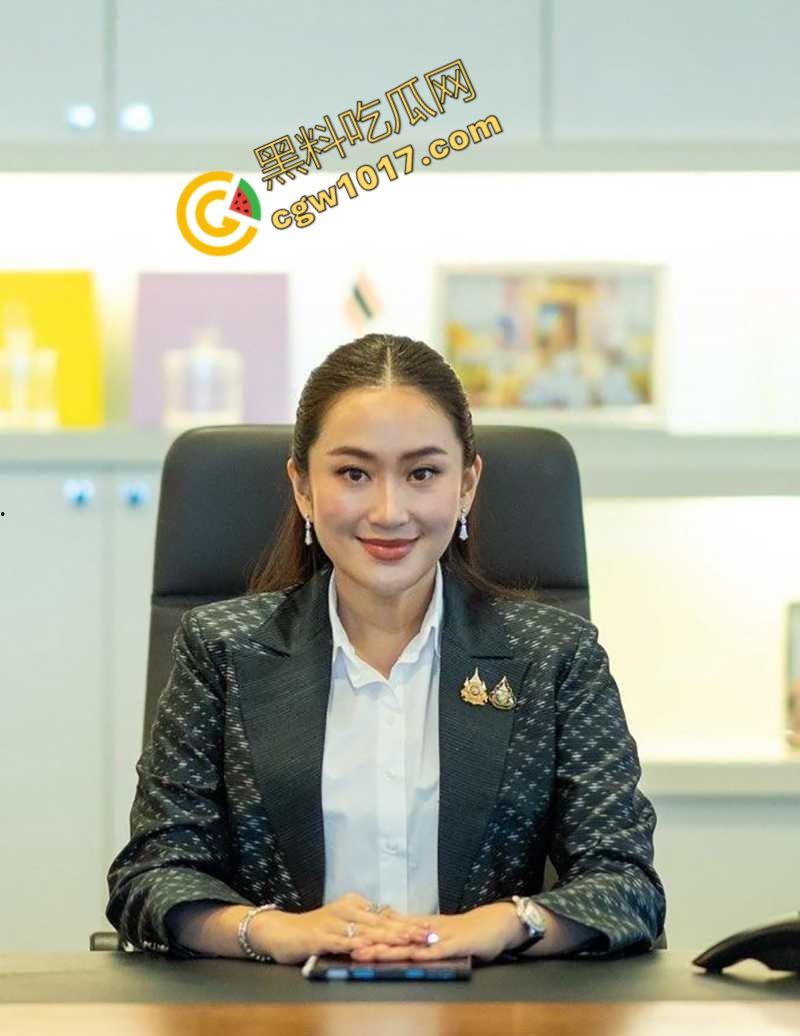 泰国女总理性爱丑闻泄密！极品巨乳，完美露脸，场景劲爆火辣，网民疯狂点击，震惊全球！  第5张