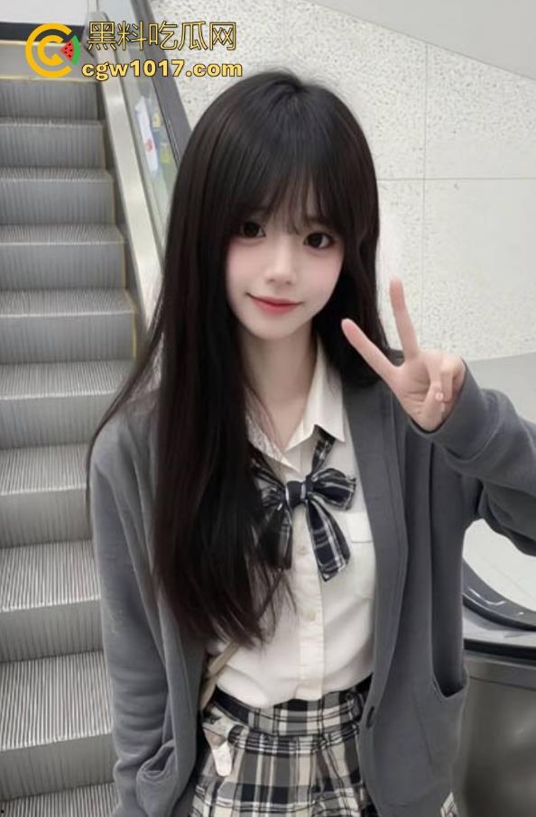 海角乱伦！不去上学的侄女托着我的手去逛街约会，酒足饭饱后带回酒店无套射出，后入猛插狂干把她治的服服帖帖！  第2张