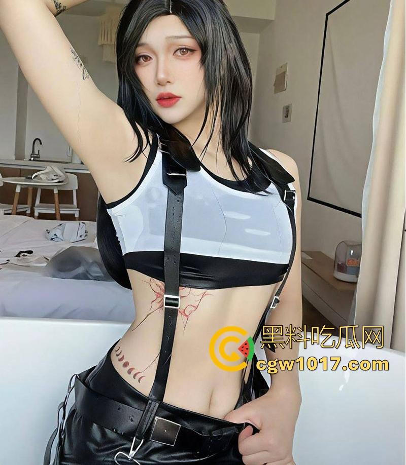 外网极品cos福利鸡【MLshian】最新自慰视频曝光，极致可爱的二次元女神，捏乳抠逼跳蛋自慰，潮喷浪叫刺激无比！  第1张