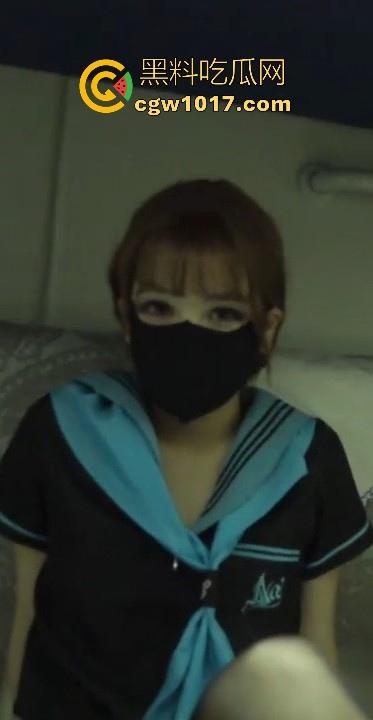 大神挑战长途火车上调教反差嫩模，开档黑丝jk妹玩跳蛋自慰，跳蛋一开把小逼震到淫水狂飙，卧铺秒变移动淫窝！  第7张