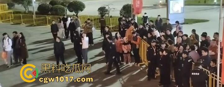 浙BA篮球联赛爆发大冲突！绍兴球队输不起，打完后还要打球员，真应了那句话，喝绍兴黄酒，打各地朋友！  第10张