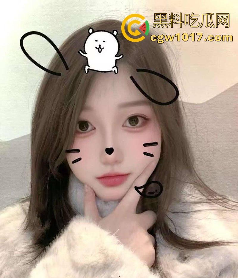 湖南湘潭大学油画系系花【王悦馨】扶腰后入爆操，紧致蜜穴夹裹肉棒顶到花心，被男友操的吐舌爽翻白眼！  第2张