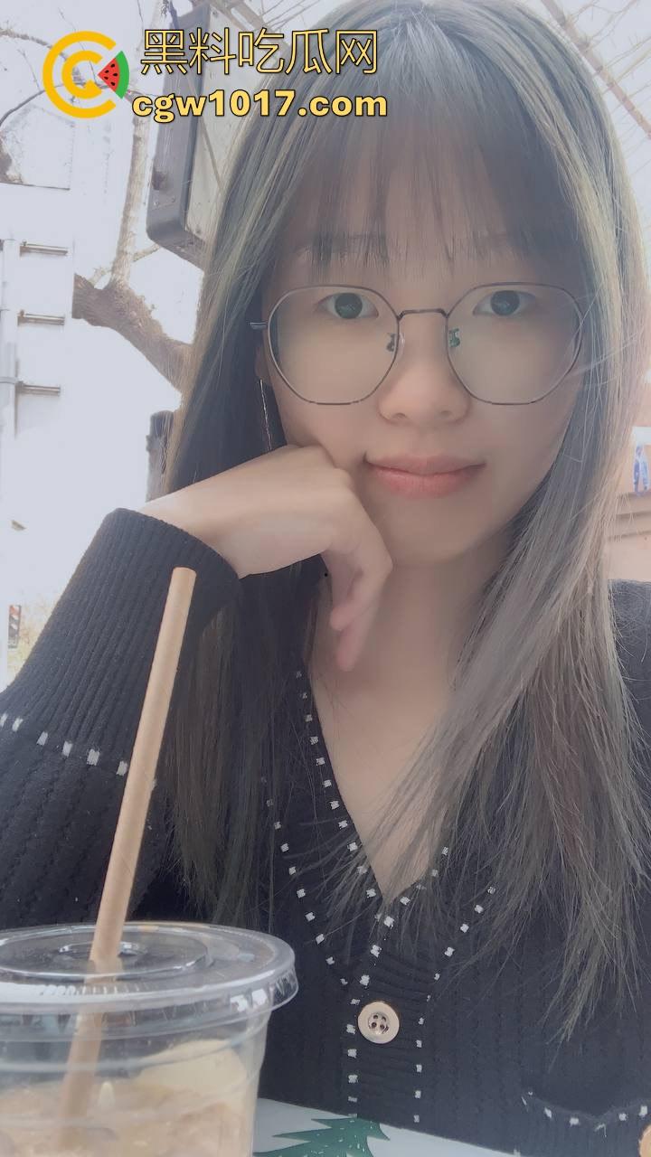 澳洲墨尔本大学清纯邻家【徐秀曼】极其淫荡反差，被学弟无套深插肥美肉鲍 ，学霸美女做爱非常淫骚！  第1张