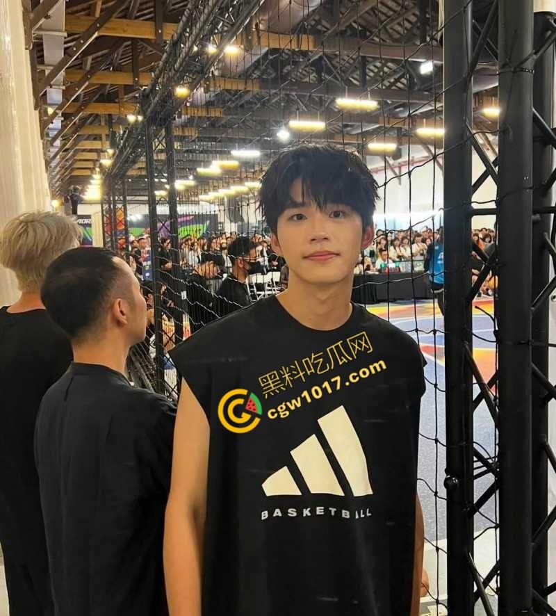 台娱爆出更劲爆丑闻！知名女星【简廷芮】婚内荒淫小鲜肉，感谢老公黑料满天飞，【粿粿】助纣为虐！淫乱姐妹花暴露糜烂生活！  第8张