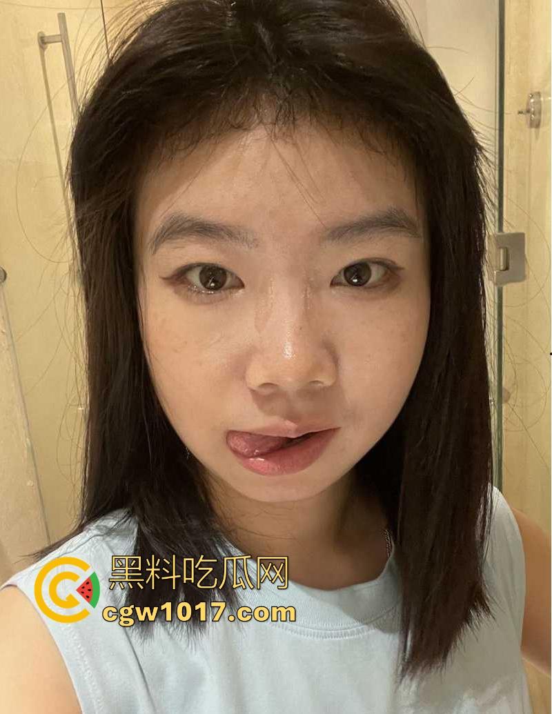 深圳职业学院大二极品学妹【李丽】骚浪小母狗露脸挨操调教， 无套猛操、跳蛋狂虐、口交吞精骚到骨子里的淫荡小骚逼！  第1张