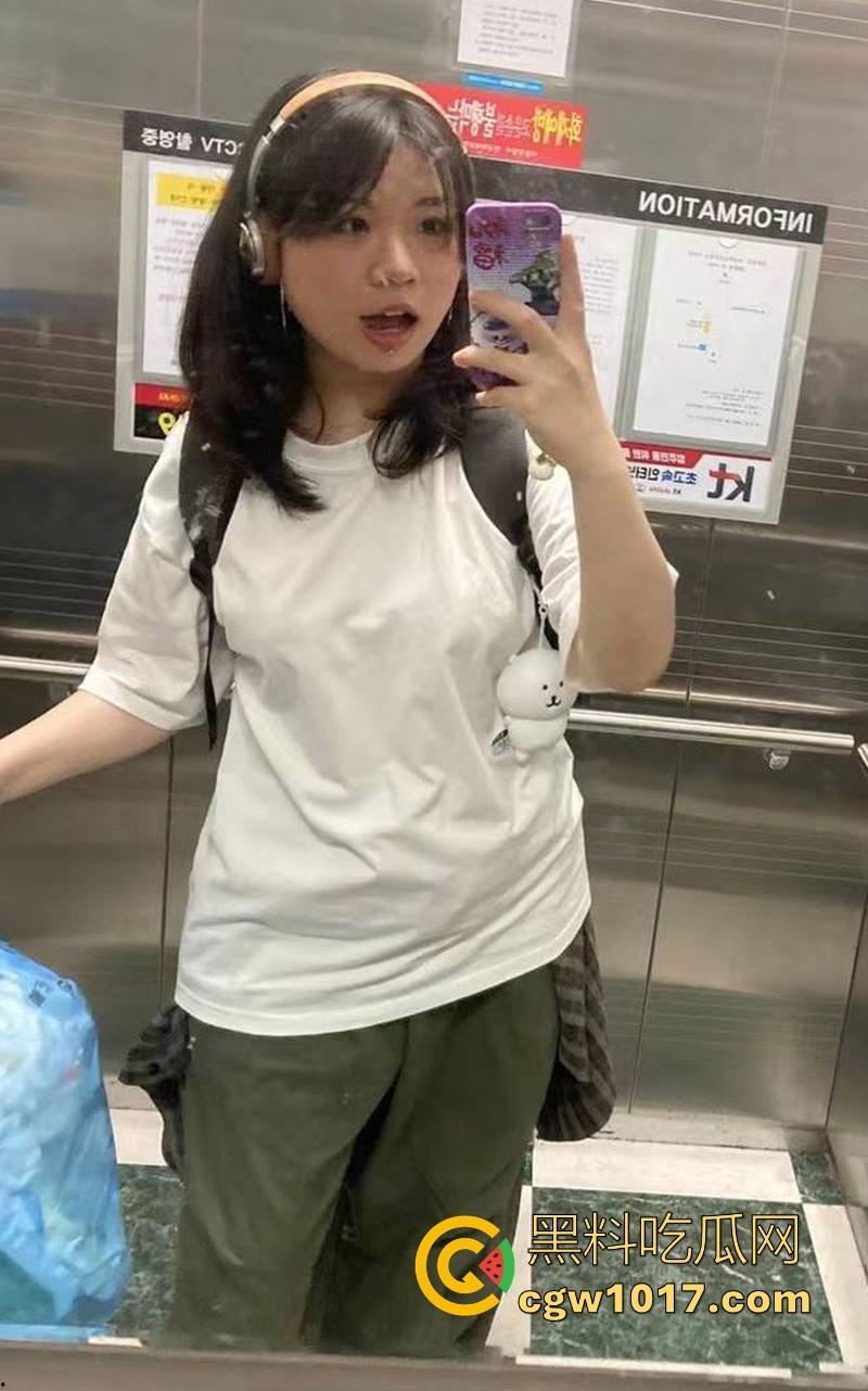 河北工业学院微胖母狗【王如梦】反差母狗道具调教，甜美外表彻底崩坏，花式抽插后入，现已是合格母狗炮架！  第2张