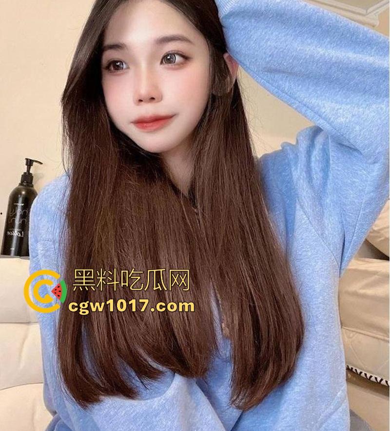 大神酒吧拿下广西精神小妹【林安慧】高颜值花臂少女，身材火辣到犯规，自动舔屌骑乘上位，多姿势狠狠满足！  第2张