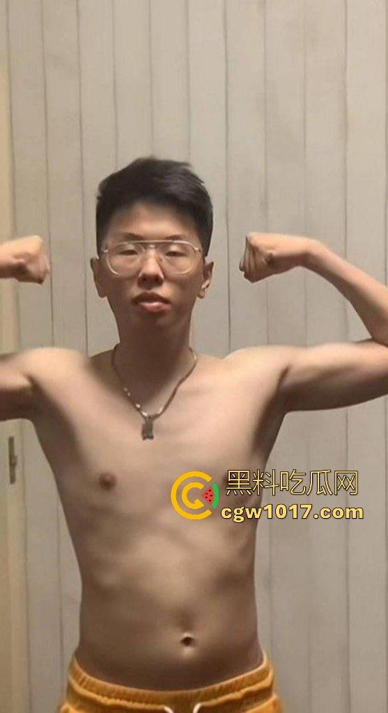 说唱歌手【米其林】出轨DQ兔怀孕，前有渣男隐瞒女友5年被DQ兔曝光，后有DQ兔前男友曝光还和曹万江有关系！  第9张