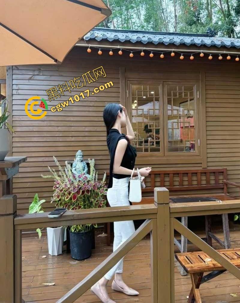 贵州人妻【陈嘉怡】肉欲视频曝光全网，肥臀乱颤奶波荡漾，春情迷离浪叫不断，粗屌深入湿穴狂操，欲火熊熊燃遍网络  第12张