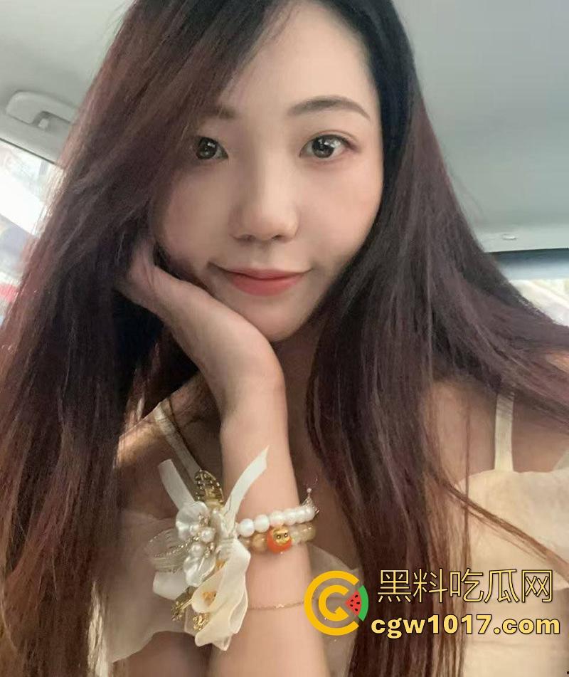 广东中山黄圃小母狗【郭雅文】性爱视频曝光，高颜值极品身材，露脸自慰骑乘做爱，这身材跟骚劲恰到好处！  第2张