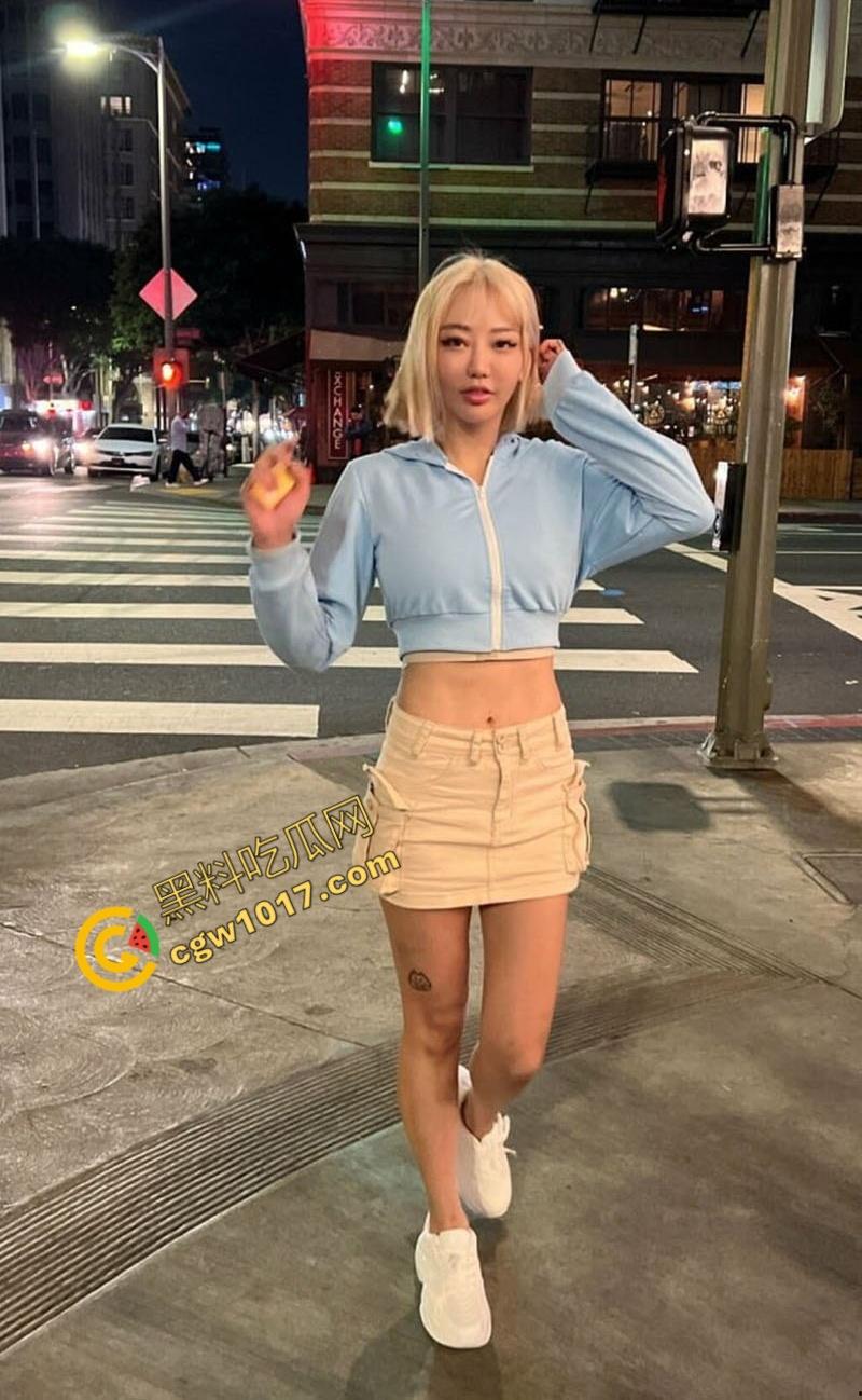 亚裔女网红【kittylixo】热辣付费合集：狂野性爱献技，纤指自慰欲仙欲死，极致诱惑，视频刺激猛！速速点击！  第2张