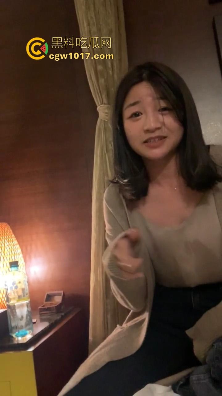 骚的不一定是小姐，还有可能是销售！半哄半骗灌醉到酒店，一晚上干了她无数次，原来这就是销冠！  第1张