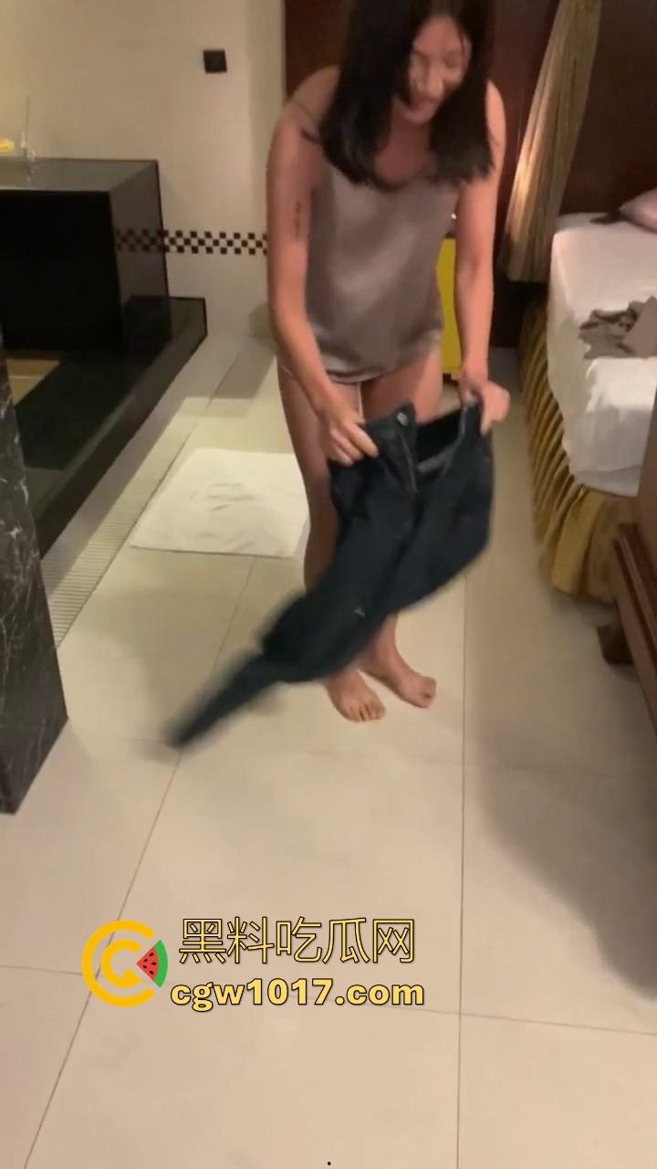 骚的不一定是小姐，还有可能是销售！半哄半骗灌醉到酒店，一晚上干了她无数次，原来这就是销冠！  第3张