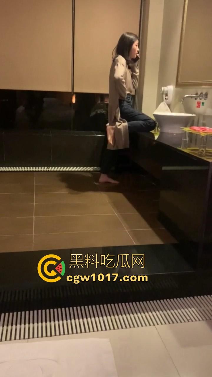 骚的不一定是小姐，还有可能是销售！半哄半骗灌醉到酒店，一晚上干了她无数次，原来这就是销冠！  第4张