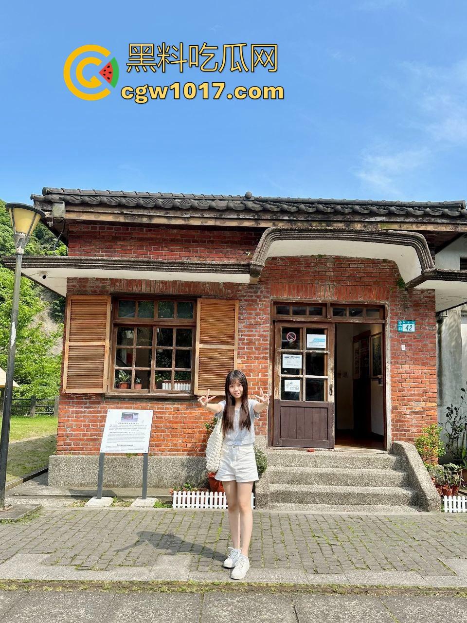 探探网聊3个月拿下极品小学妹，清纯可爱反差母狗，性爱口交技术一流，年纪轻轻花样挺多！  第4张