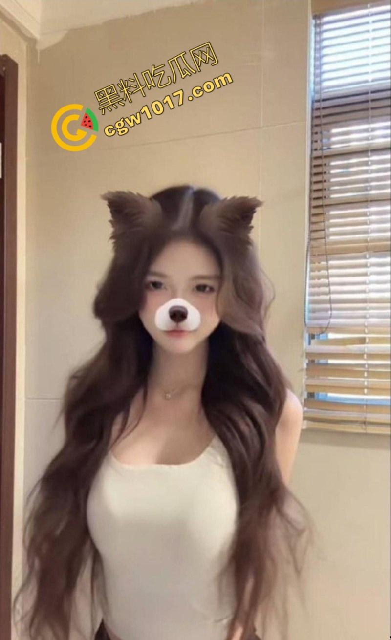 北京极品大学美女与富二代激情狂欢，樱唇深吞粗屌，富二代玩弄狗链，肏得她淫水横流，欲望无限！  第3张