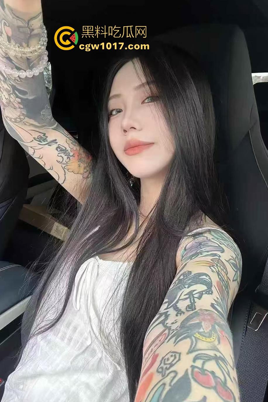 成都白天精神小妹集美们6打3！高跟踹头脱鞋底砸脑门太狠，三人牛逼抗打多人围殴，最后还得是男人来拉架！  第5张