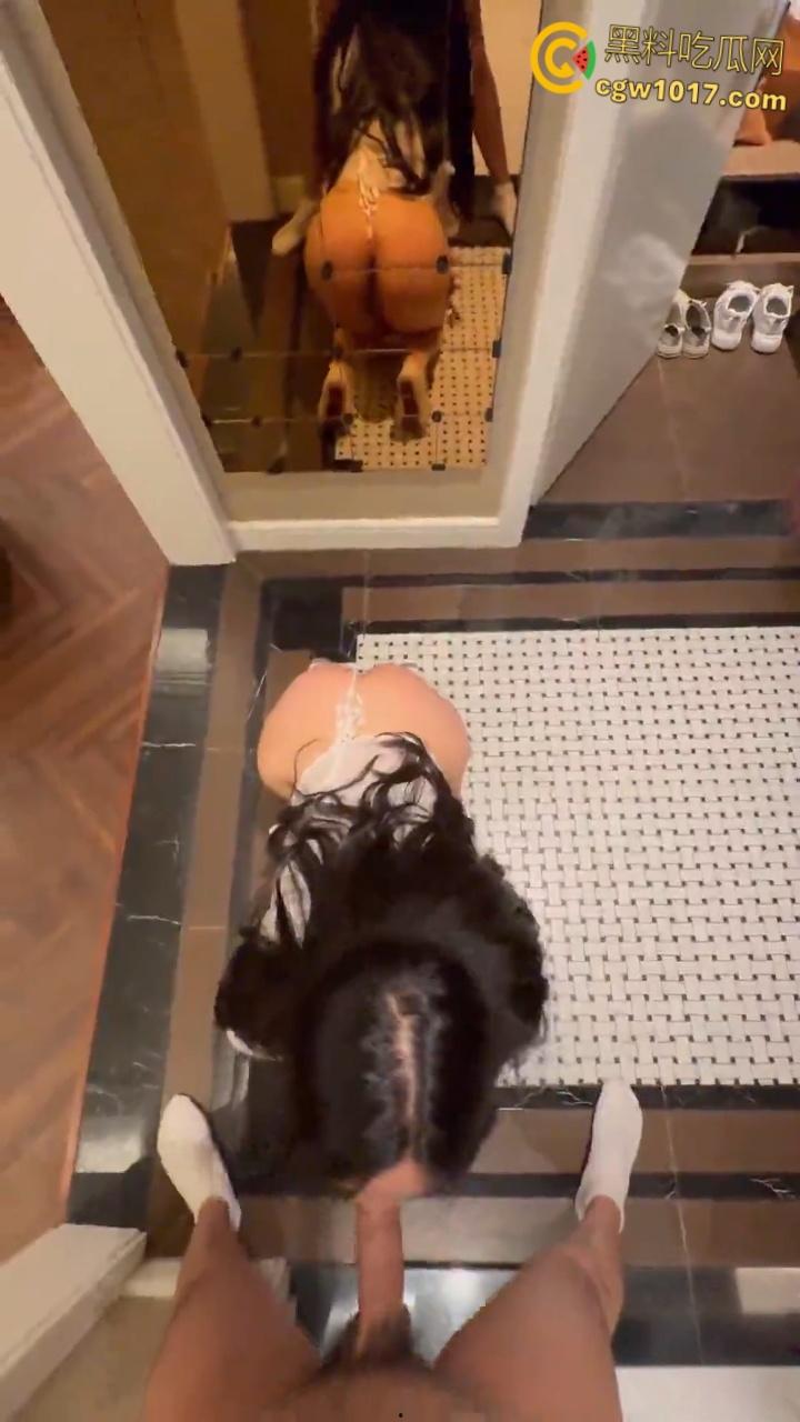 好久没见到姐姐了，临走时喝十个生鸡蛋，性感肉丝平底鞋，猛插姐姐一个小时，把姐姐下体失禁倒在床上抽搐 ！  第6张