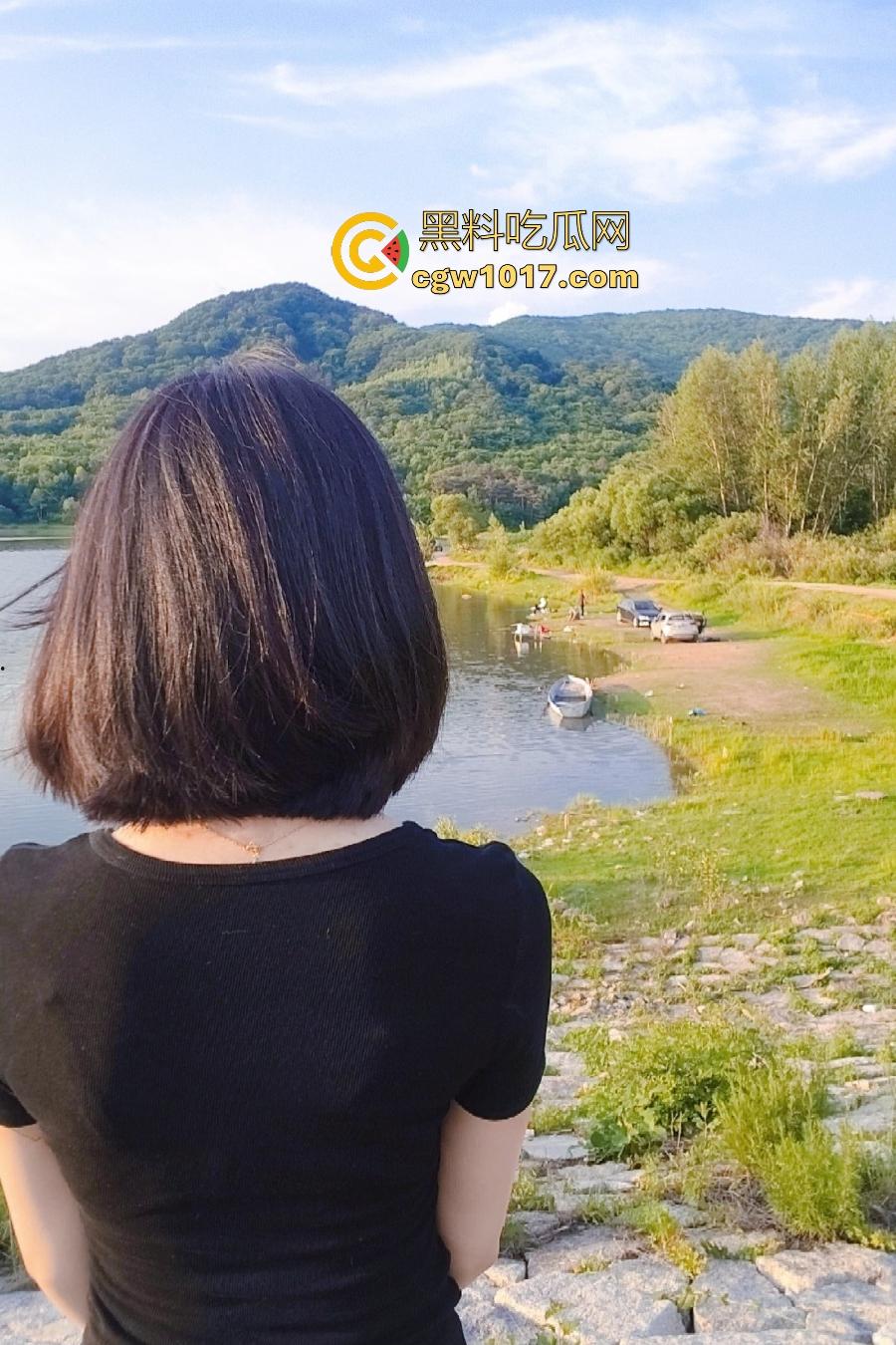 短发女高中生就破处，小小年纪不学好，学人当母狗，小伙子你经验少把握不住的，让哥来吧！  第5张