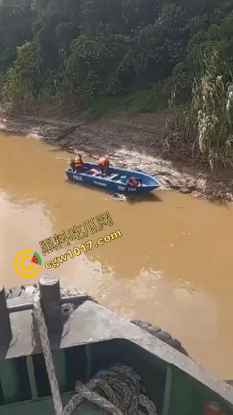 男子野泳惨遭鳄鱼袭击，身体被肆意撕裂，尸体血肉模糊，搜救队惊惧地目睹这惨绝人寰的一幕  第10张