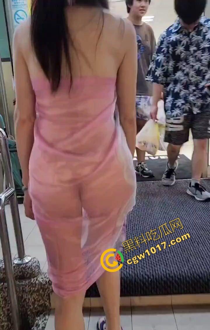 极品人妻【Sexygirl】为金主庆生：透视装迷情，美乳骚穴尽显，激情摩擦下欲望猛涨，酒吧尽显淫靡风光  第6张