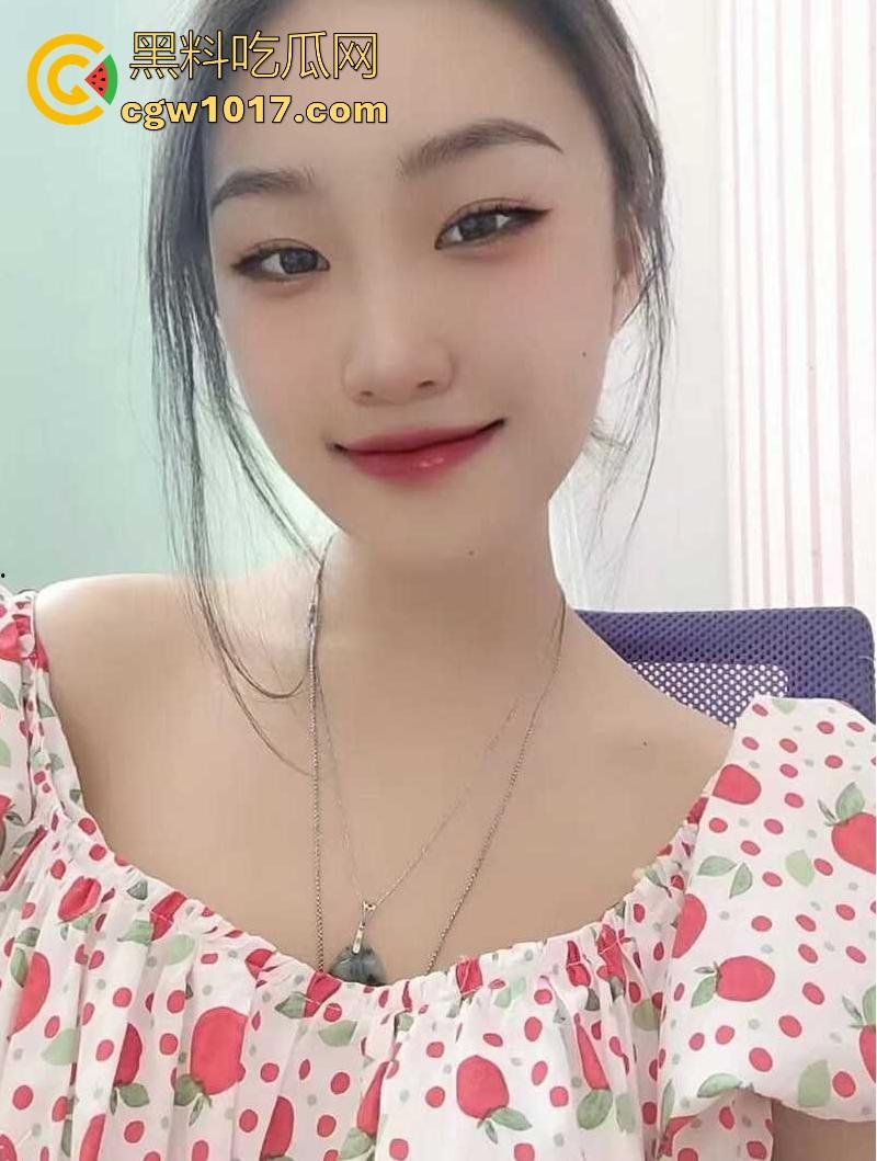 酒店幽会偷情出轨狂欢！年轻人妻母狗被情人猛攻骚穴，全程淫叫连连，不明所以的隔壁住客，以为是什么警报声了呢！  第1张