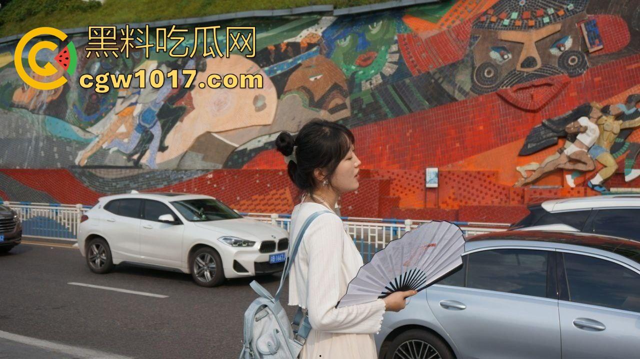 游戏打得狠屌都有人疼，这哥不光拿下国服老虎，还顺带把极品御姐征服到跪着求中出，网恋奔现一插到底！  第2张