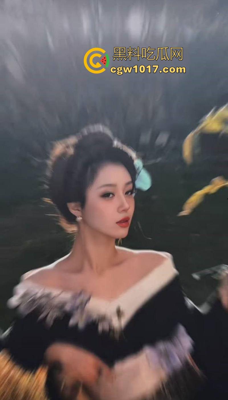 抖音网红【猪猪子】价值千金的大尺度裸聊视频曝光，高冷御姐变骚浪舞姬，露脸卖骚嫩逼巨乳一览无遗！  第7张