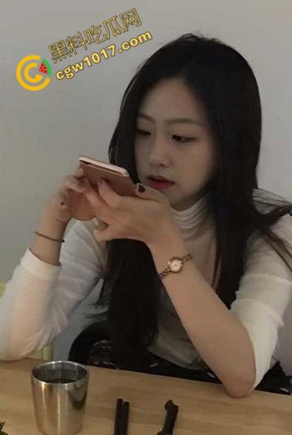 四川音乐学院校花【杨子怡】：清纯可人女神舍身哄富二代，酒店激战深喉求欢，精液尽数吞入，极尽淫荡  第3张