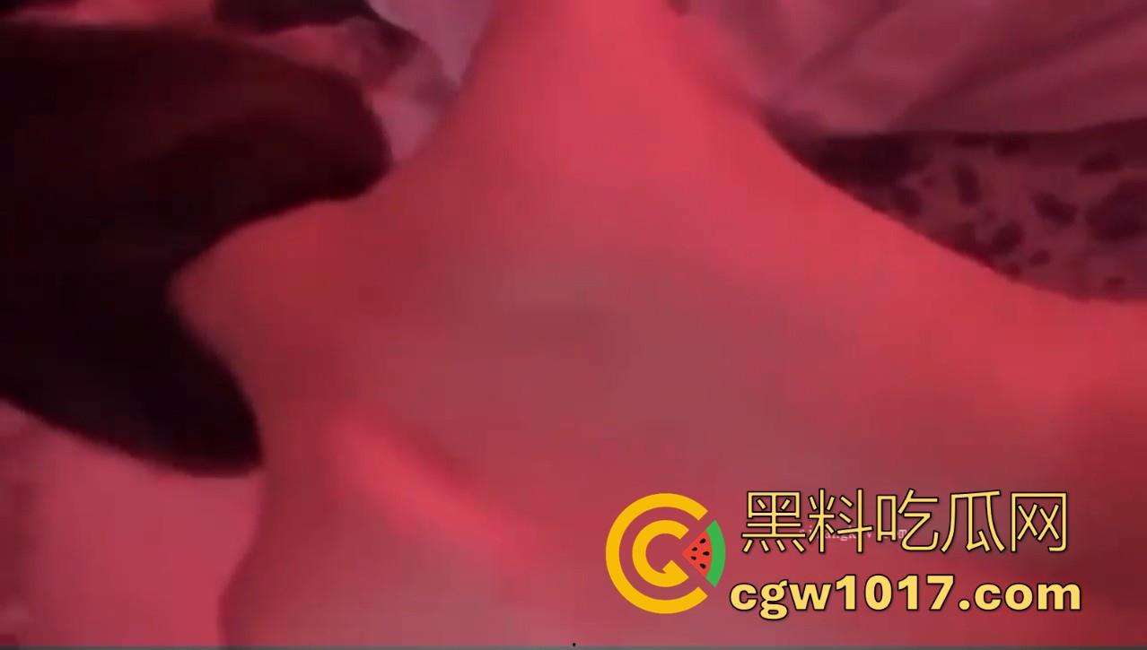 黑料探店系列！真实走进美团高星私人电影院，价格只能说略贵，能操能扣为所欲为，这身材颜值物超所值！  第13张