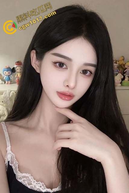 乱伦大神与小姨子的秘密：趁小姨子剃逼毛时闯入，粉嫩小穴被扣舔爆操，爽到要求内射骚穴！  第1张