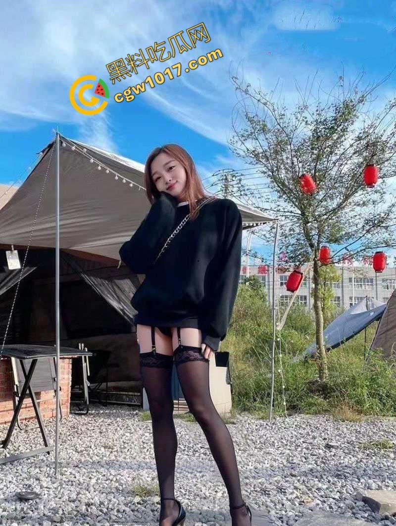 湖北恩施已婚美艳药剂师【丁在春】偷情视频曝光：酒店激情四射，调教母狗淫乱满屋，狼吞巨根勾人欲欢！  第2张