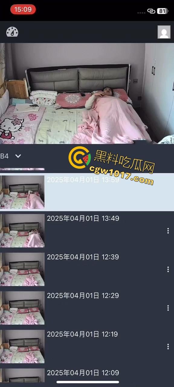 寂寞美女独守空房，早起想要忍不住在被窝里偷偷自摸，不是姐妹直接不看片就来吗？干扣逼啊！  第9张