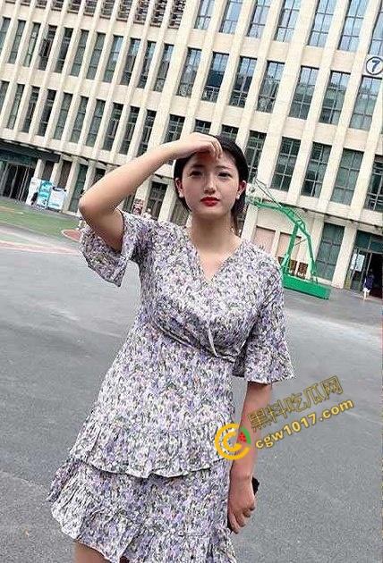 辽宁女子【黄愉欣】跳河自杀，男友竟被判刑，事后无情报复：极品尤物被爆操视频曝光，撸点满满，惹人怜惜！  第2张