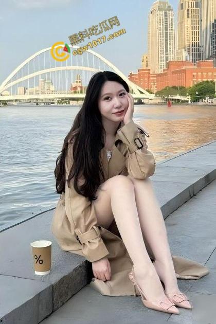 海角大神与嫂子KTV包厢激情偷欢：裸身激情接受深入调教，全裸开嗓激情交织，全程极度刺激！  第3张